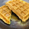 お好み焼きそばワッフルトップ